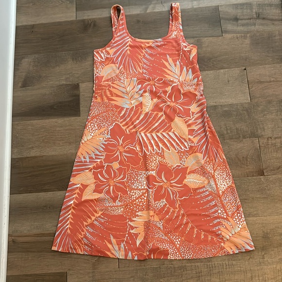 Columbia Dresses & Skirts - Columbia Orange Patterned Athletic Dress